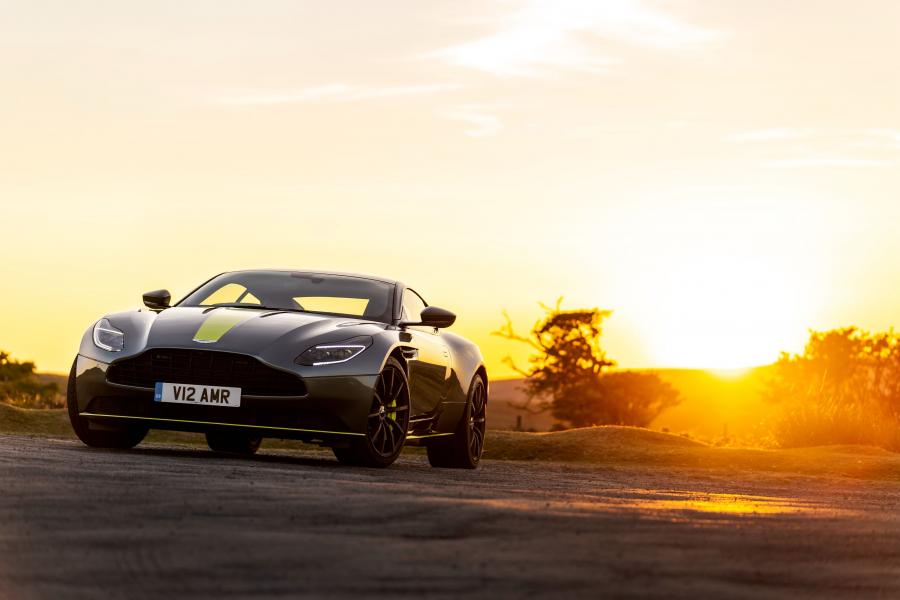  Aston Martin DB11 AMR Signature Edition 2018 года  (UK) (фото 5 из 40)